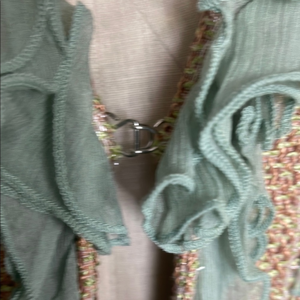 Chic Tweed Jacket with Ruffle Trim - Picture 4 of 13